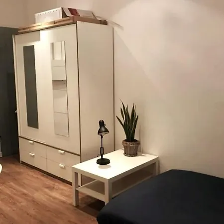 Functional Apartment, Belleville, 11 Daire *