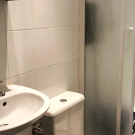 Daire Functional Apartment, Belleville, 11 Paris