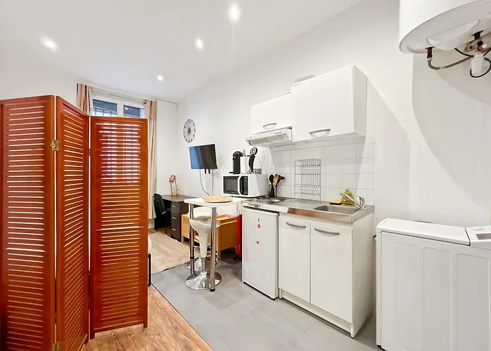 Functional Apartment, Belleville, 11 公寓