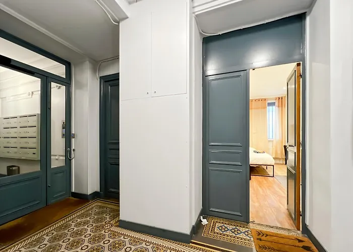 Functional Apartment, Belleville, 11 * パリ